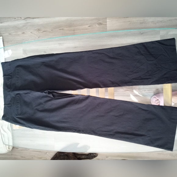 Reitmans Black Wide-Leg Pants - Picture 3 of 3